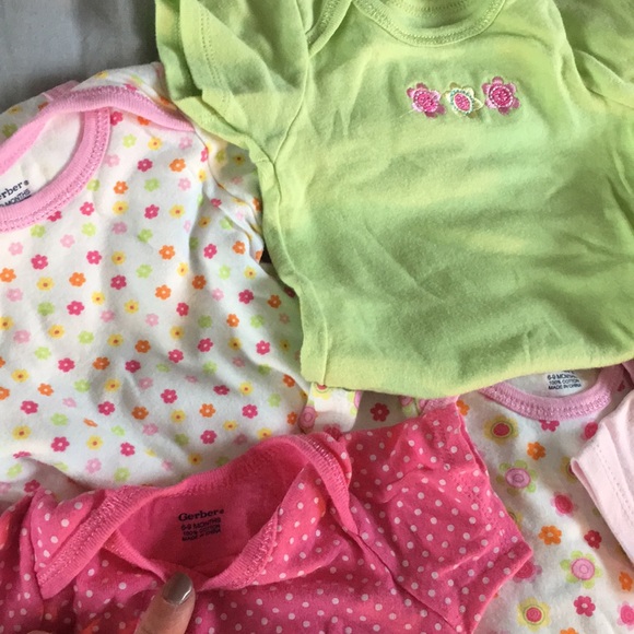 Spring 6-9 month onesie bundle - Picture 3 of 3